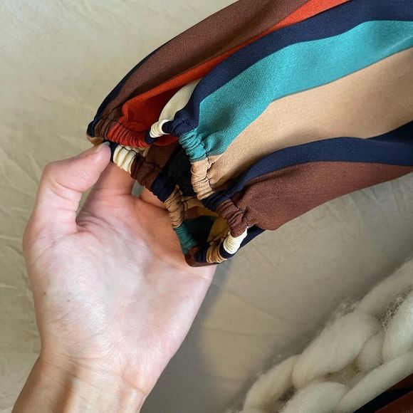 Entro Flowy Dress  - Picture 6 of 8